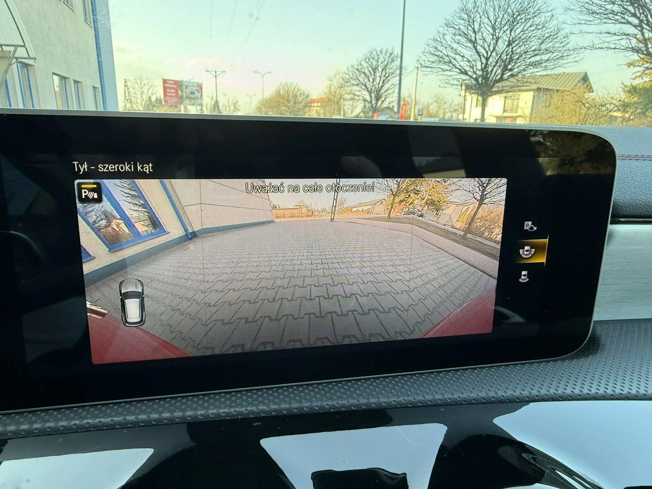 Mercedes CLA 180 - Zdjęcie 37