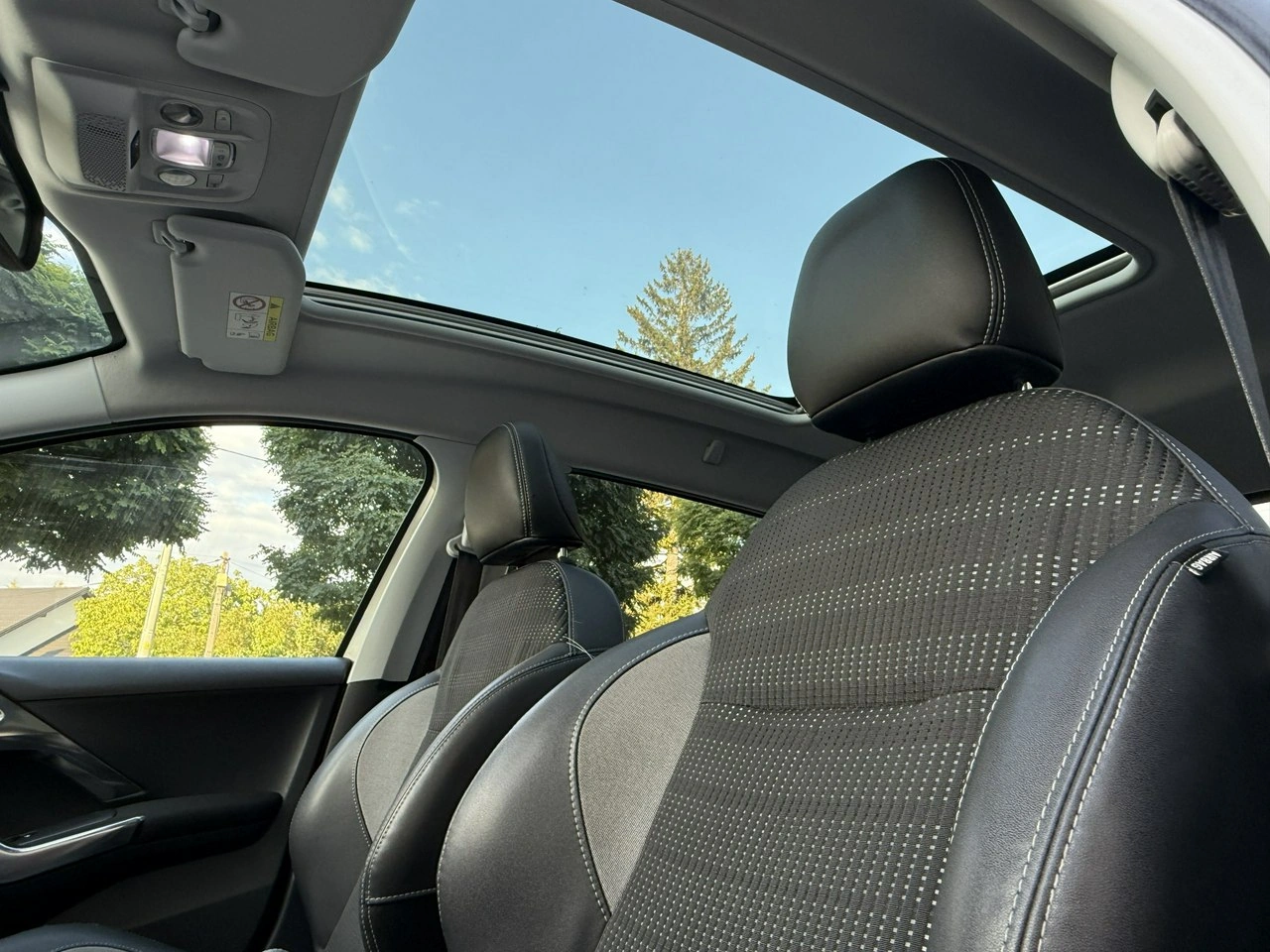Peugeot 2008 - Zdjęcie 6