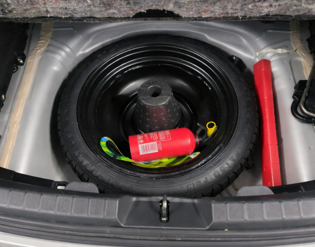 Toyota Yaris - Zdjęcie 7