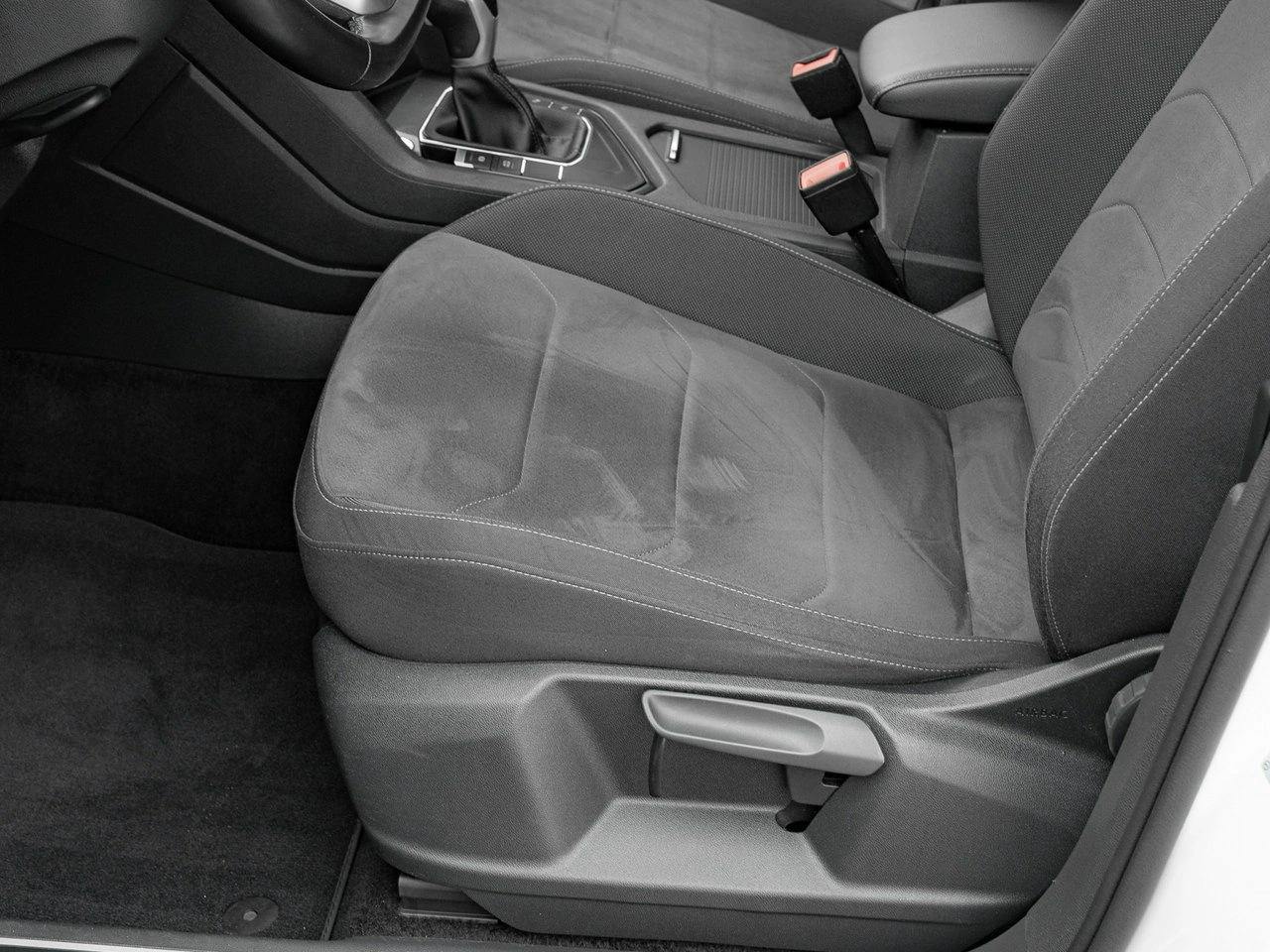 Volkswagen Tiguan - Zdjęcie 12