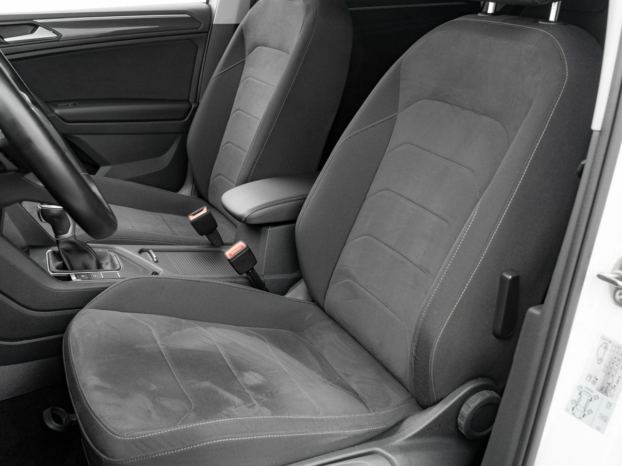 Volkswagen Tiguan - Zdjęcie 13