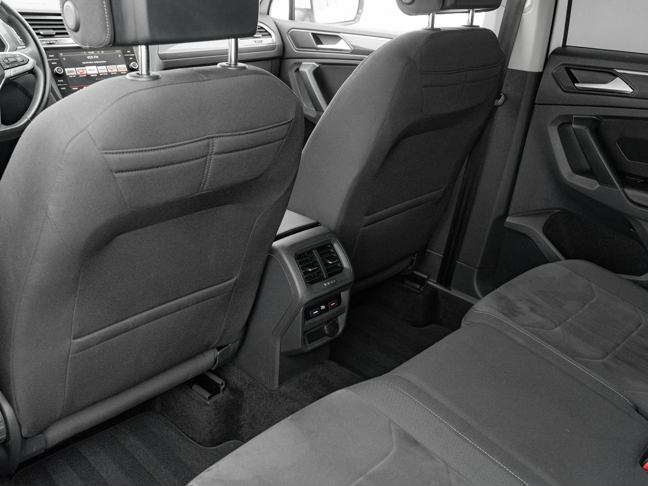 Volkswagen Tiguan - Zdjęcie 21