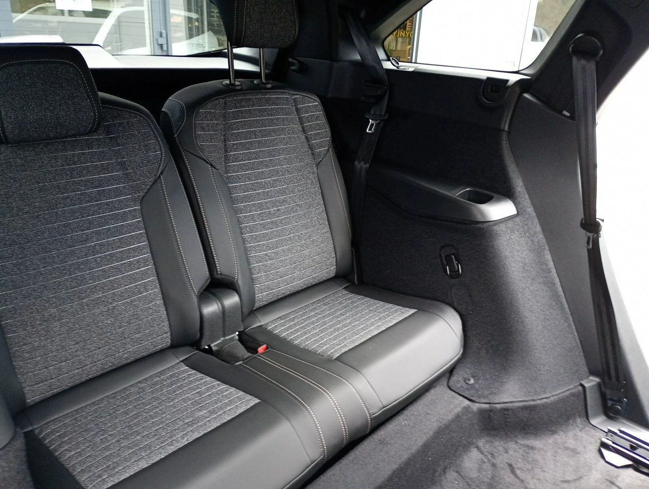 Peugeot 5008 - Zdjęcie 15