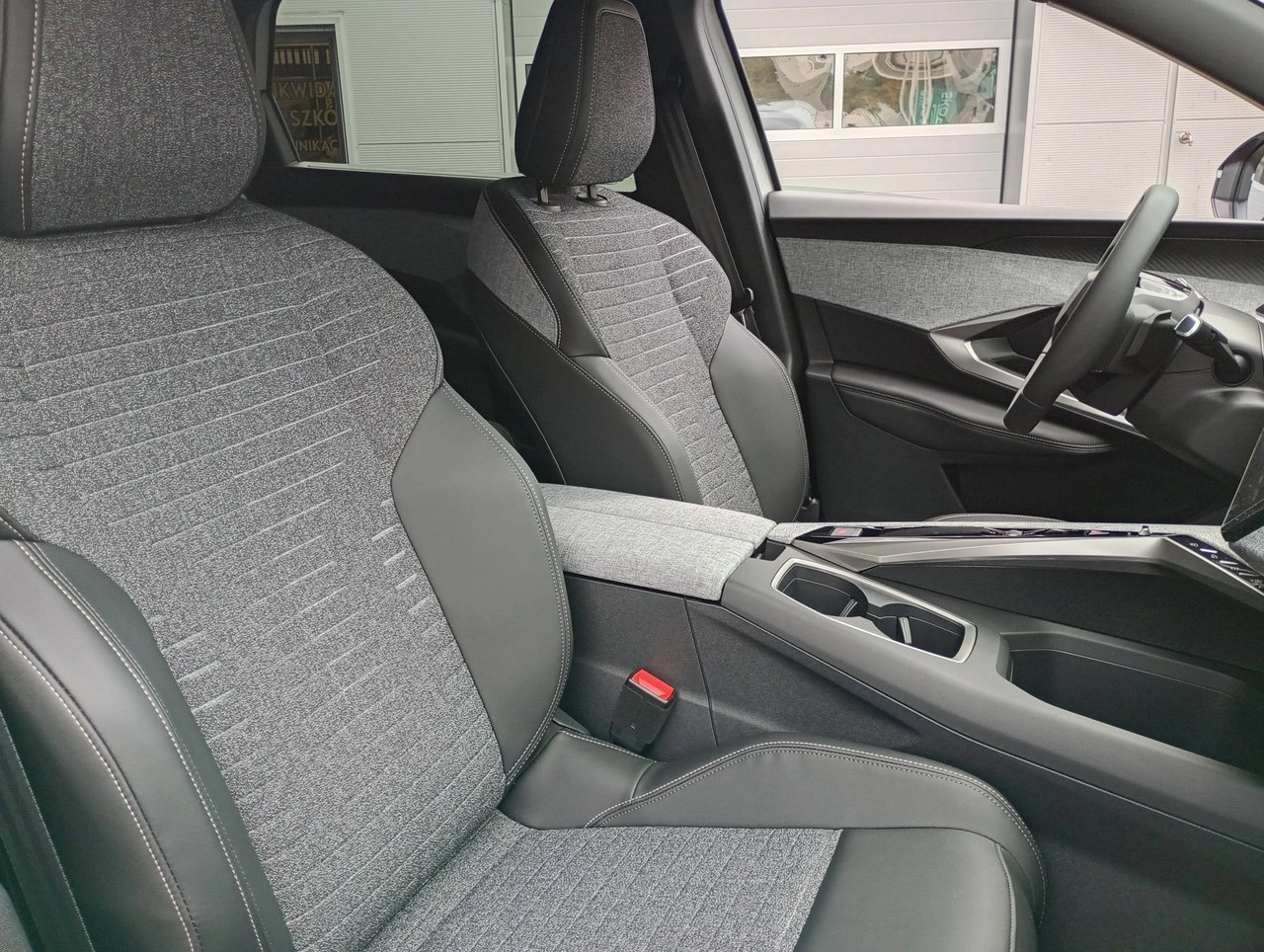 Peugeot 5008 - Zdjęcie 21