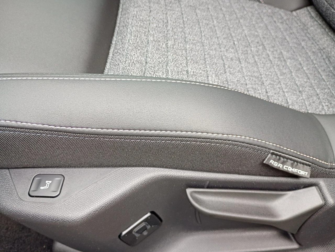 Peugeot 5008 - Zdjęcie 22