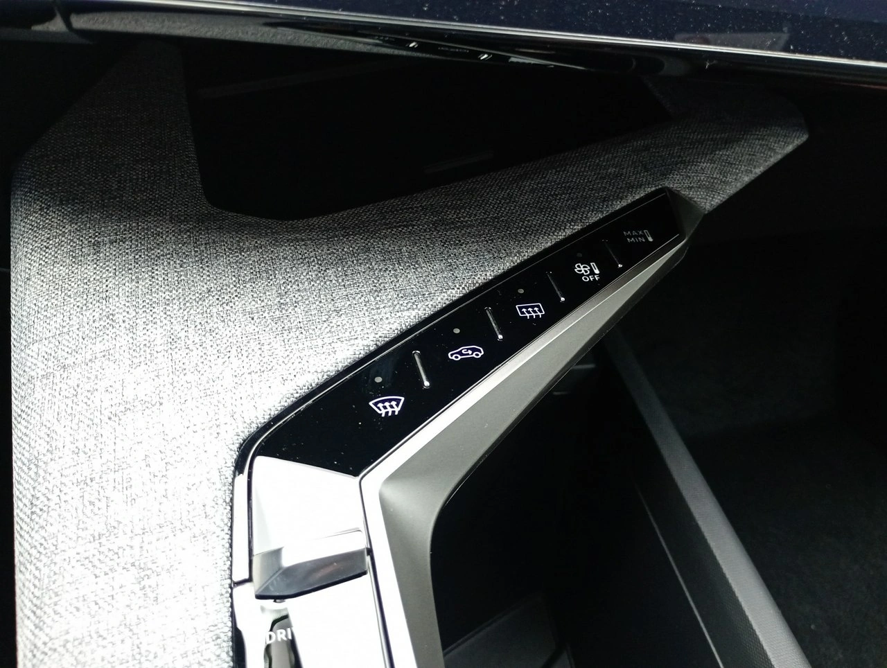 Peugeot 5008 - Zdjęcie 34