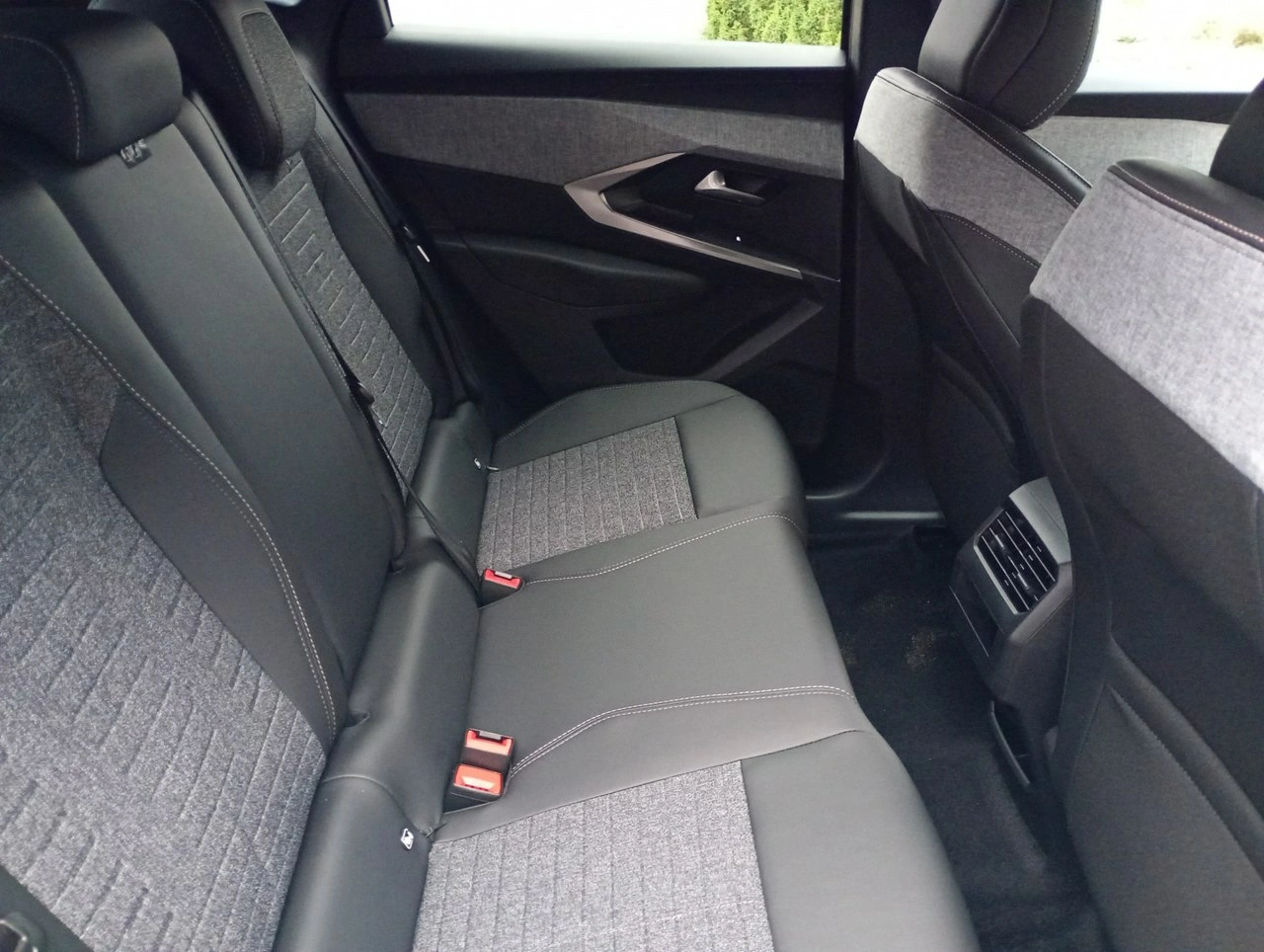 Peugeot 3008 - Zdjęcie 14