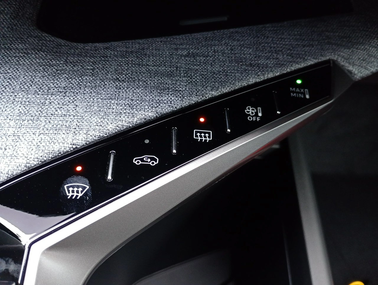 Peugeot 3008 - Zdjęcie 25