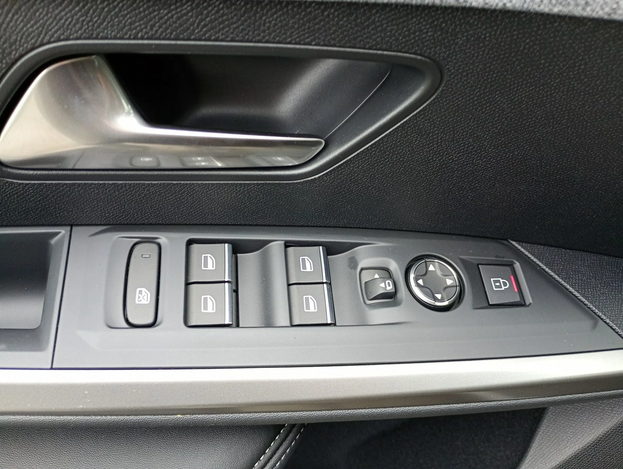 Peugeot 3008 - Zdjęcie 21