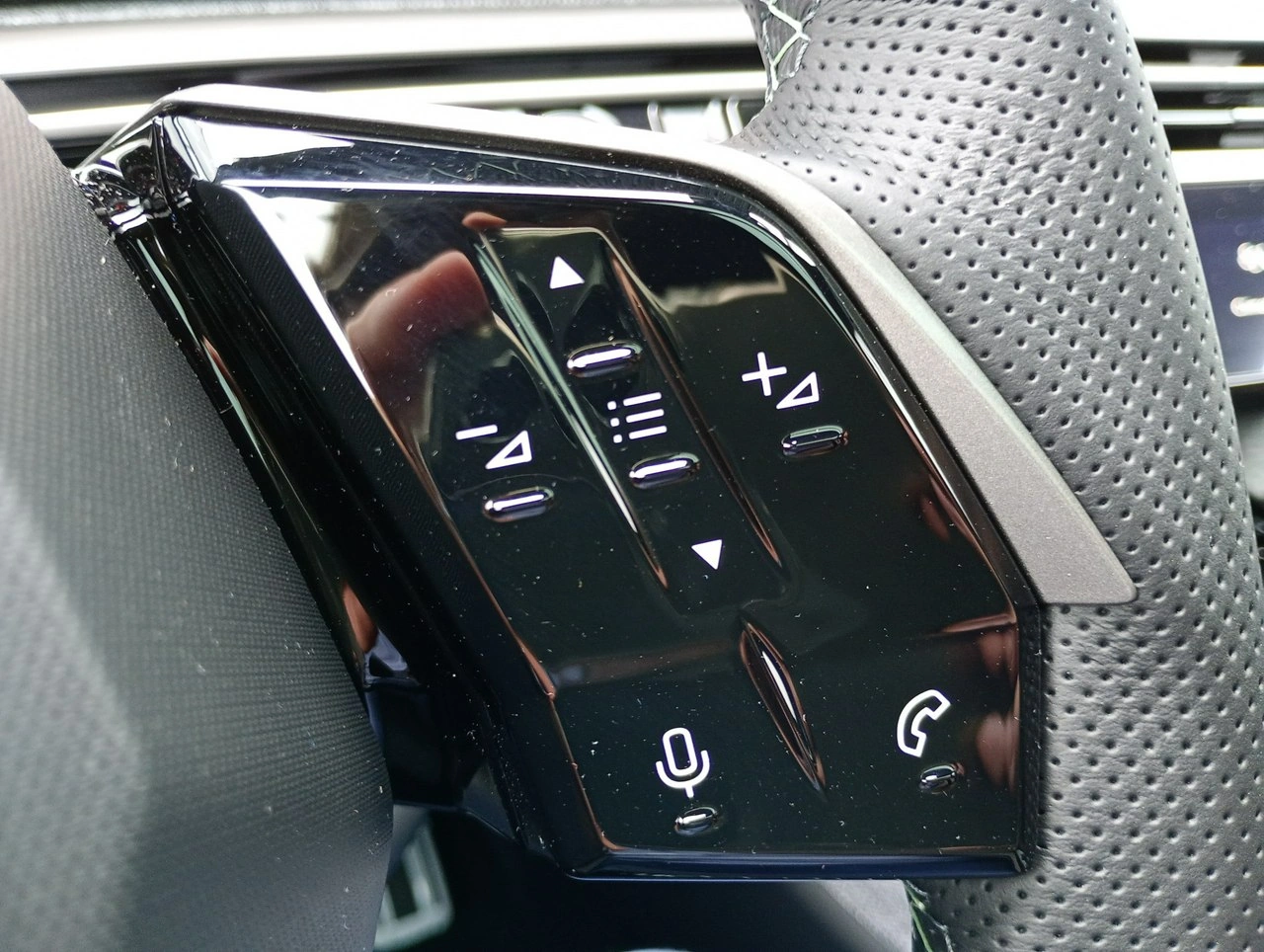 Peugeot 3008 - Zdjęcie 26