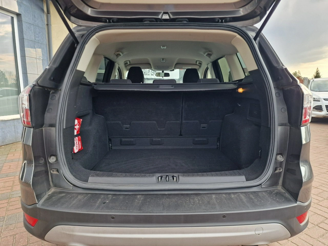 Ford Kuga - Zdjęcie 20