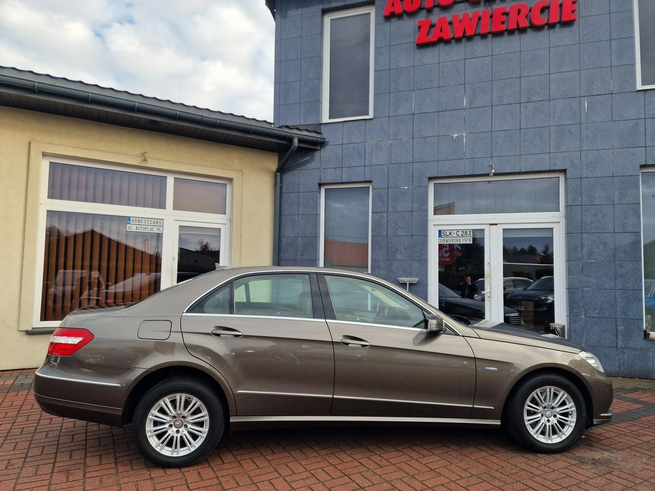 Mercedes E 250 - Zdjęcie 12