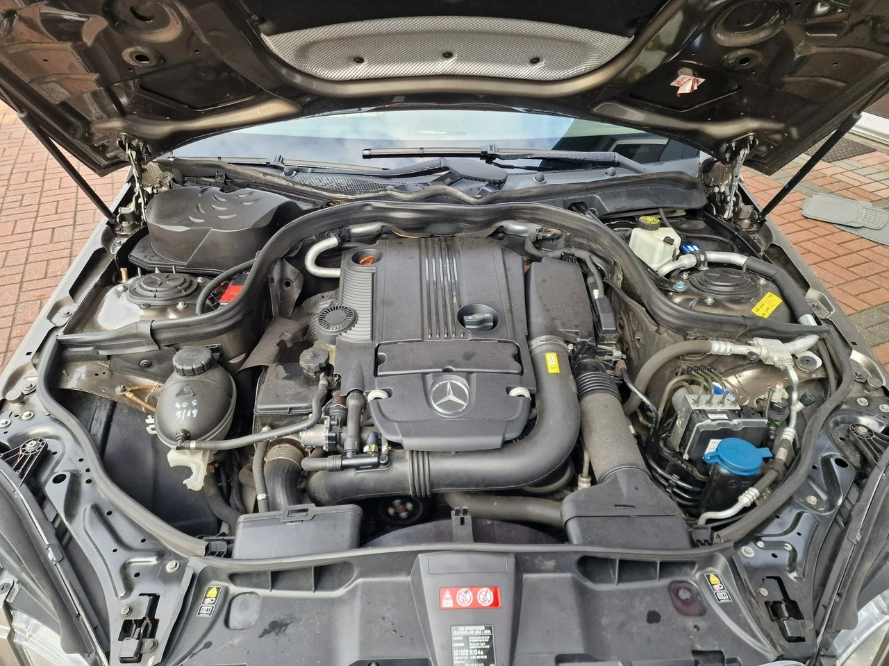 Mercedes E 250 - Zdjęcie 39