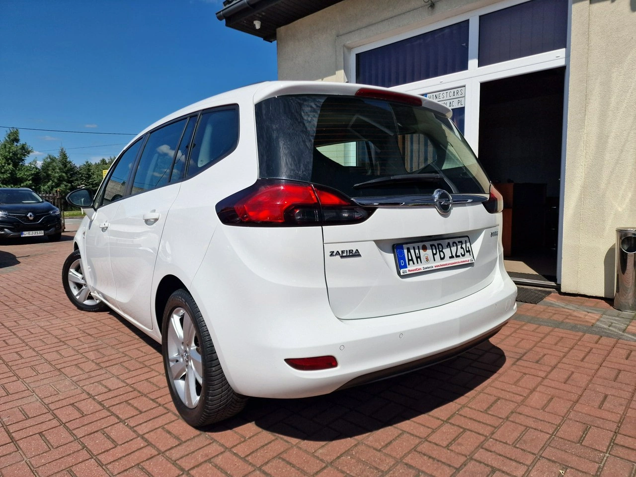 Opel Zafira - Zdjęcie 9
