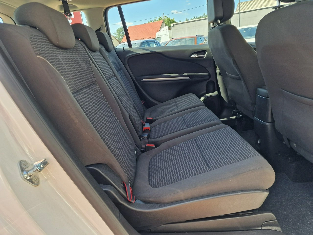 Opel Zafira - Zdjęcie 21