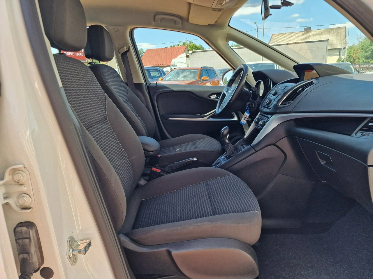 Opel Zafira - Zdjęcie 22