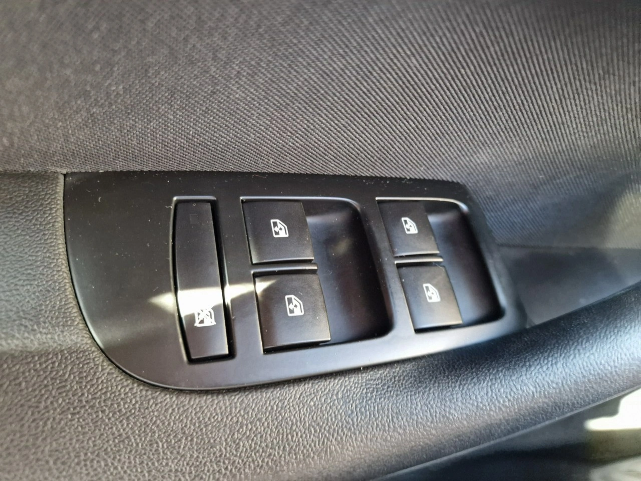 Opel Zafira - Zdjęcie 33