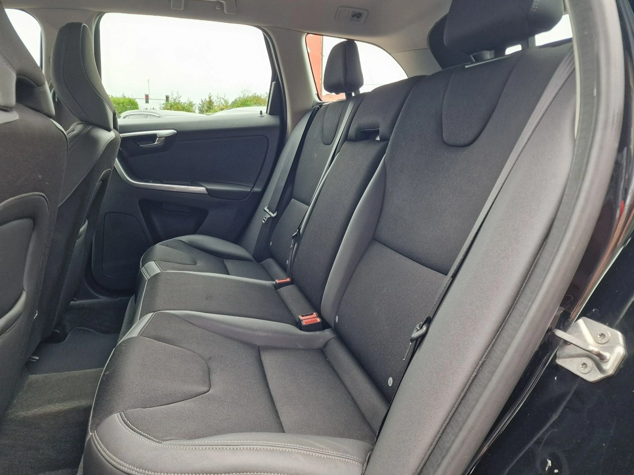 Volvo XC 60 - Zdjęcie 18