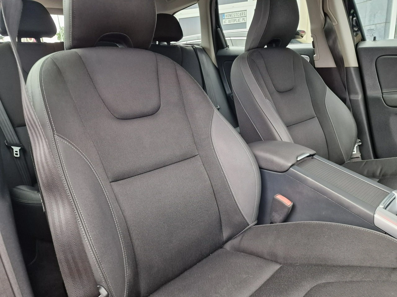 Volvo XC 60 - Zdjęcie 22