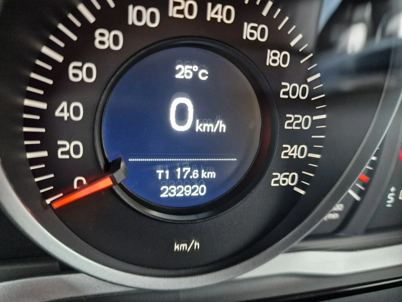 Volvo XC 60 - Zdjęcie 33