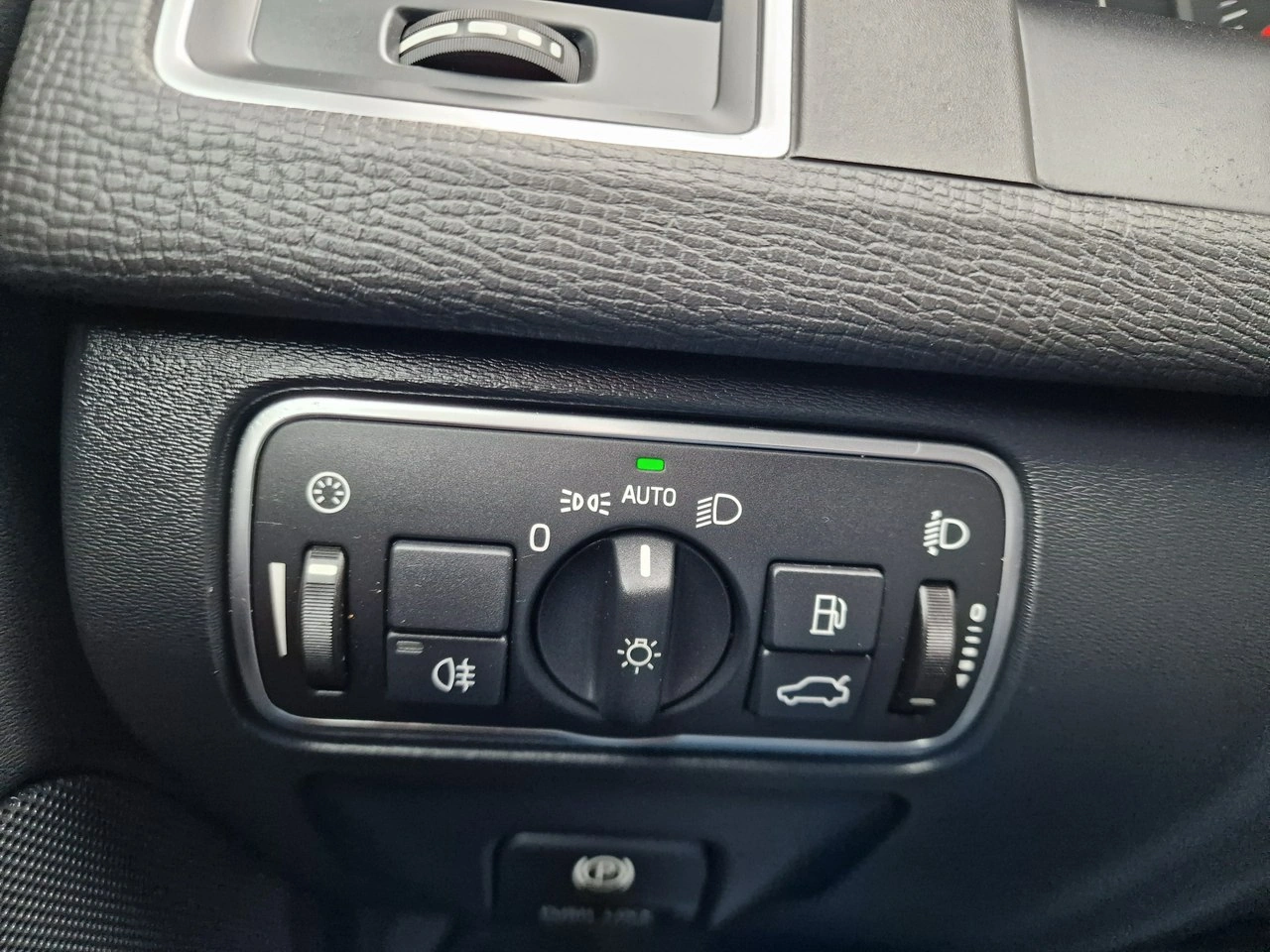 Volvo XC 60 - Zdjęcie 34