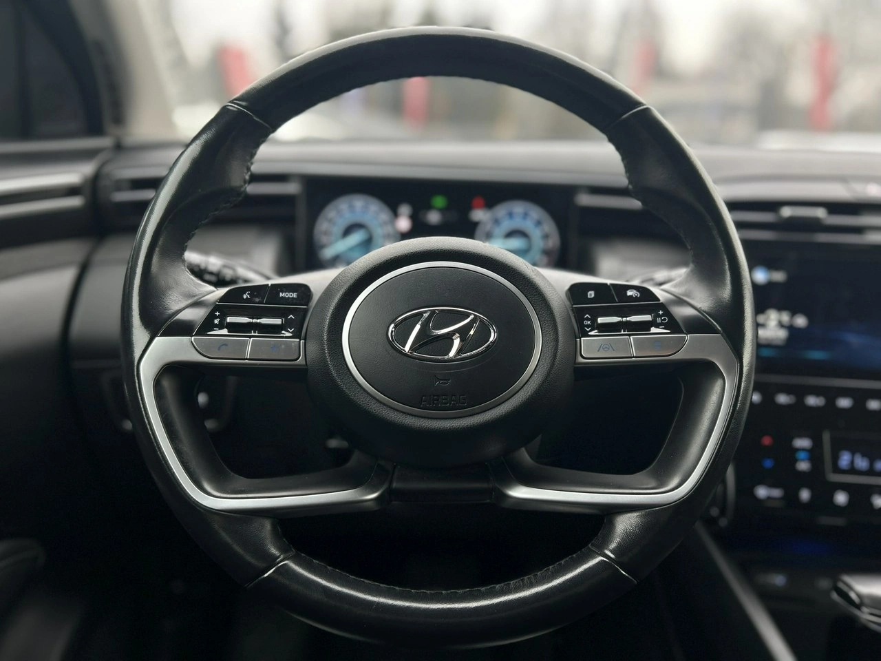 Hyundai Tucson - Zdjęcie 6