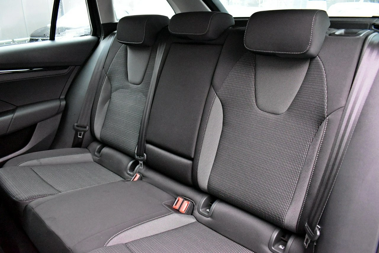 Skoda Octavia - Zdjęcie 10