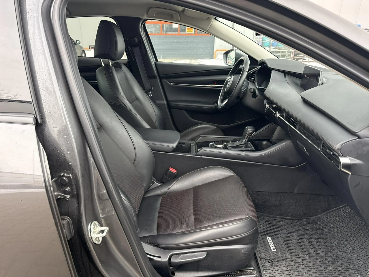 Mazda 3 - Zdjęcie 19