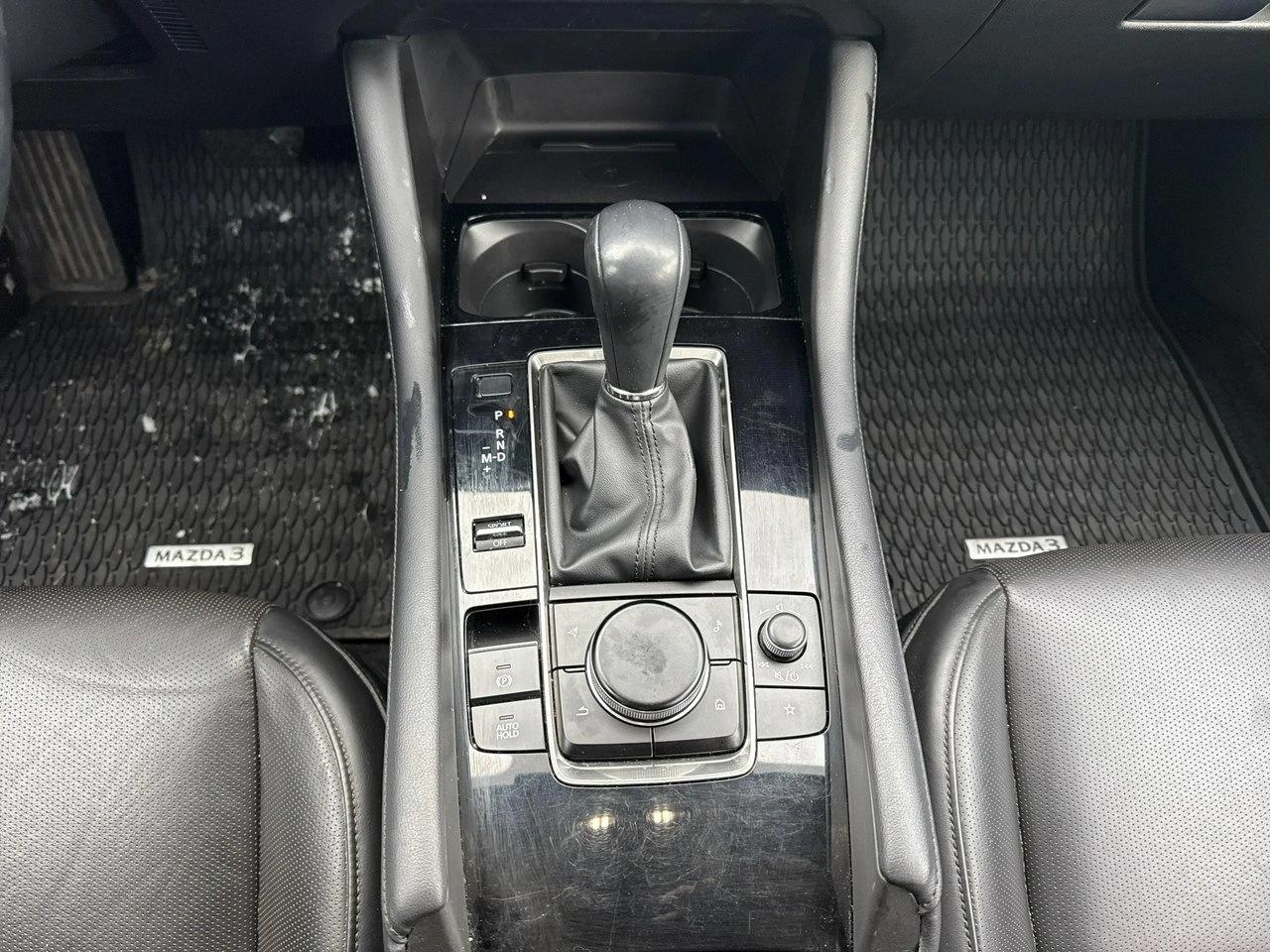 Mazda 3 - Zdjęcie 23