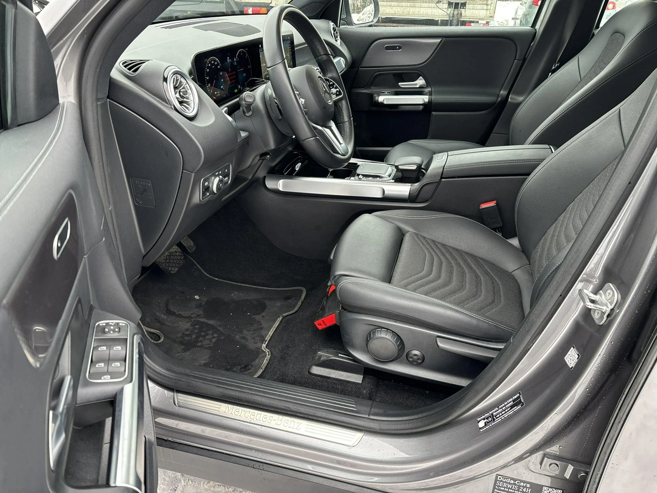 Mercedes EQB - Zdjęcie 10