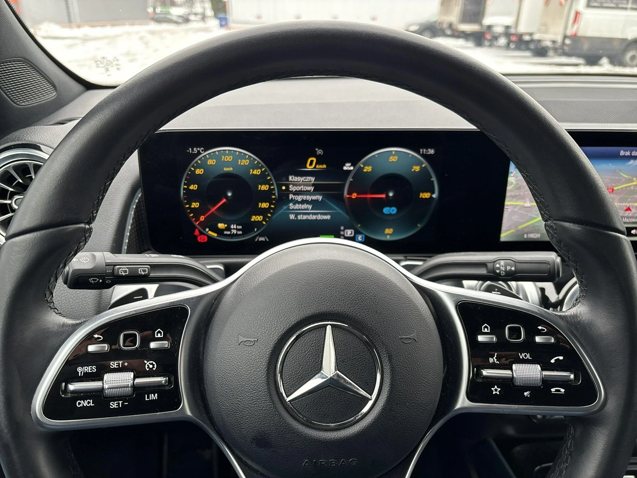 Mercedes EQB - Zdjęcie 21