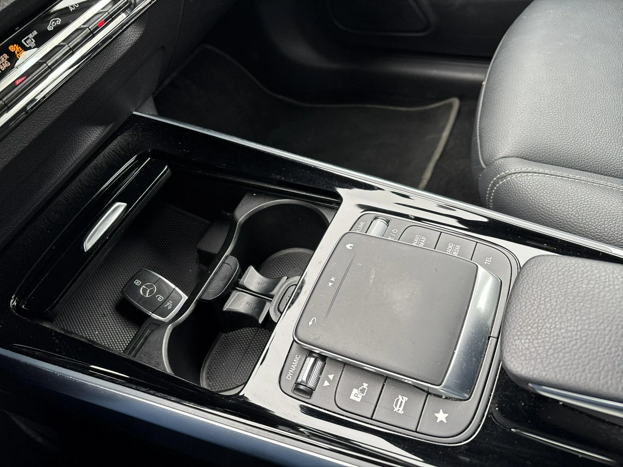 Mercedes EQB - Zdjęcie 23