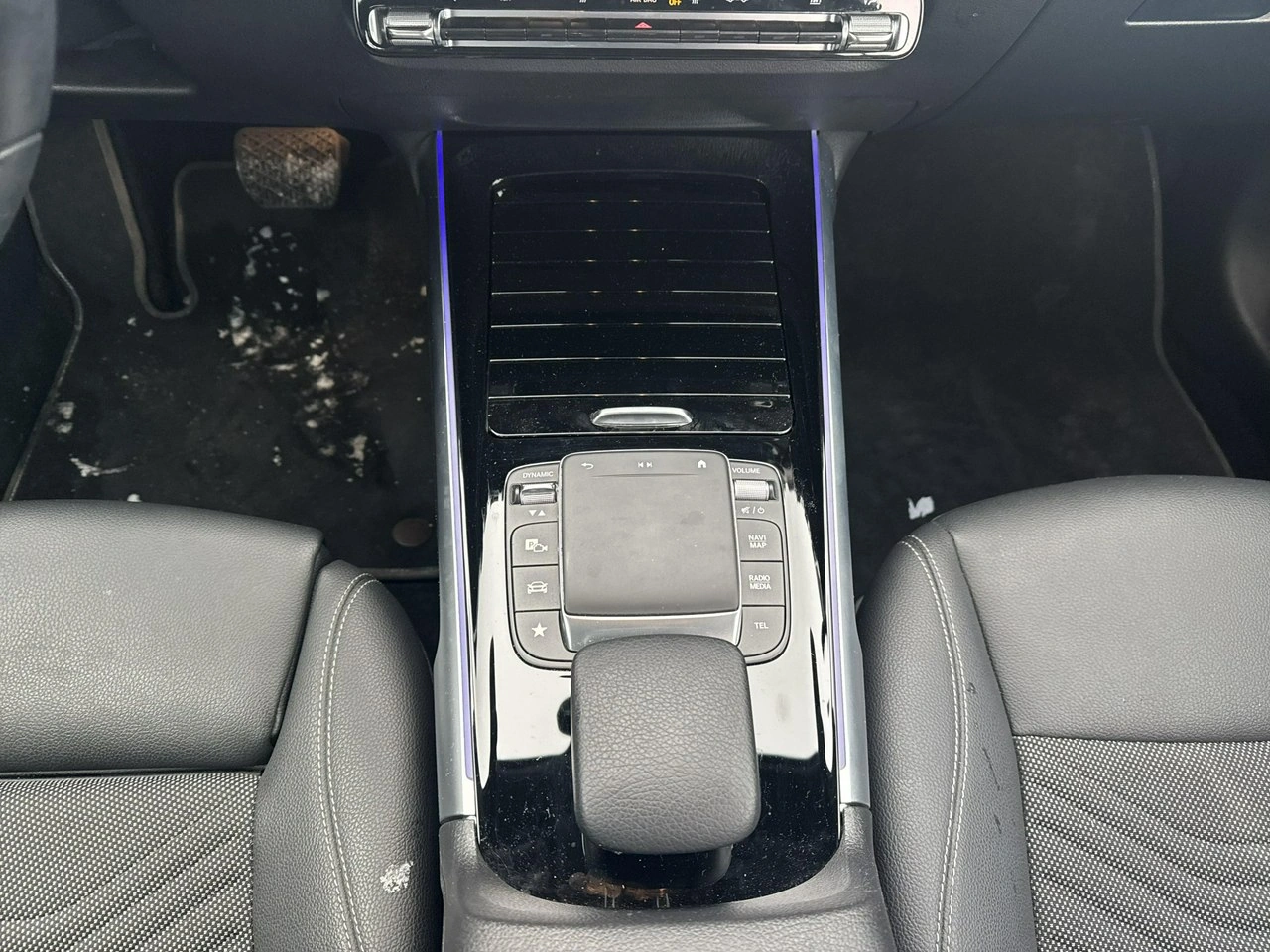 Mercedes EQB - Zdjęcie 24