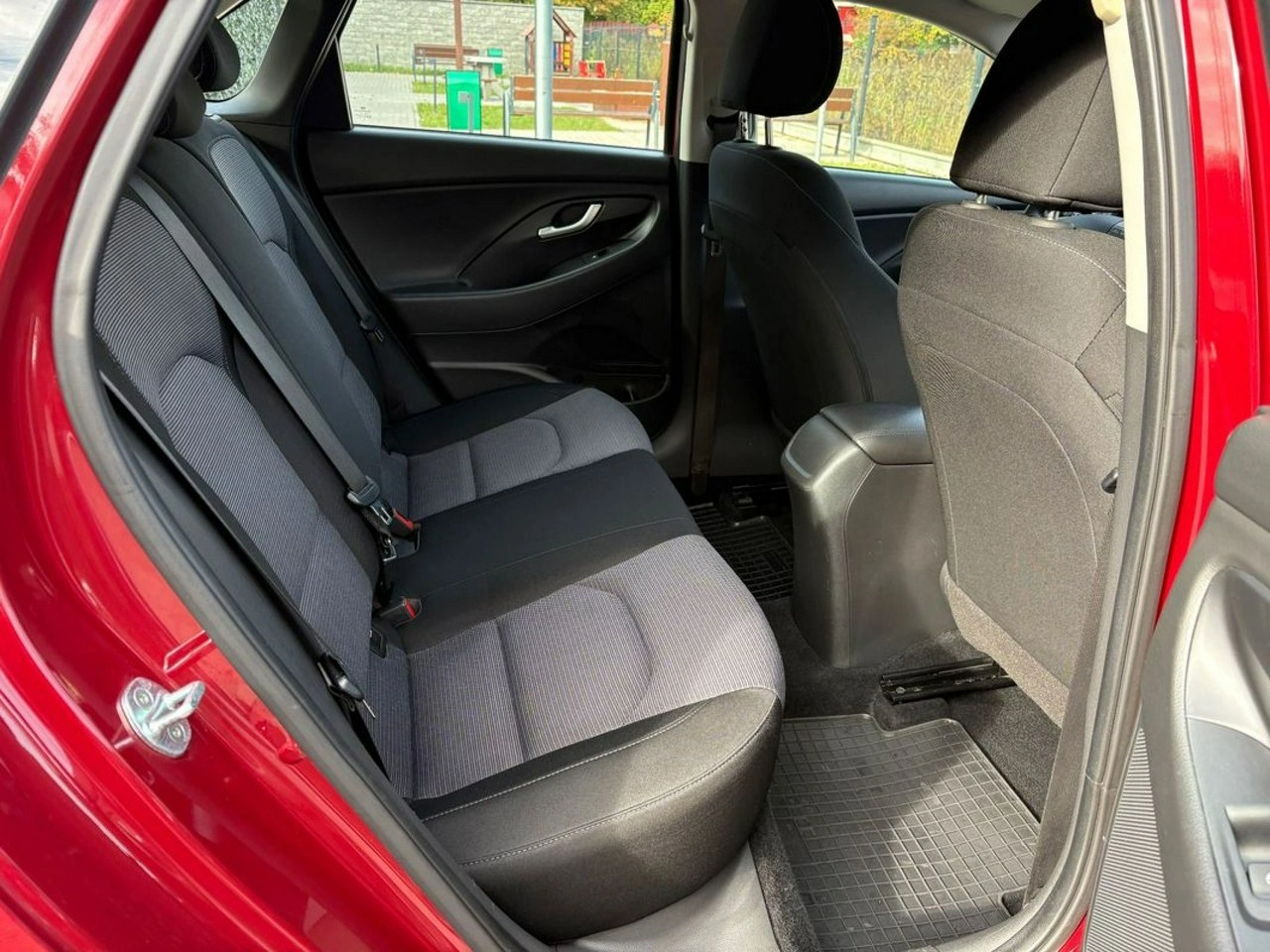 Hyundai i30 - Zdjęcie 16