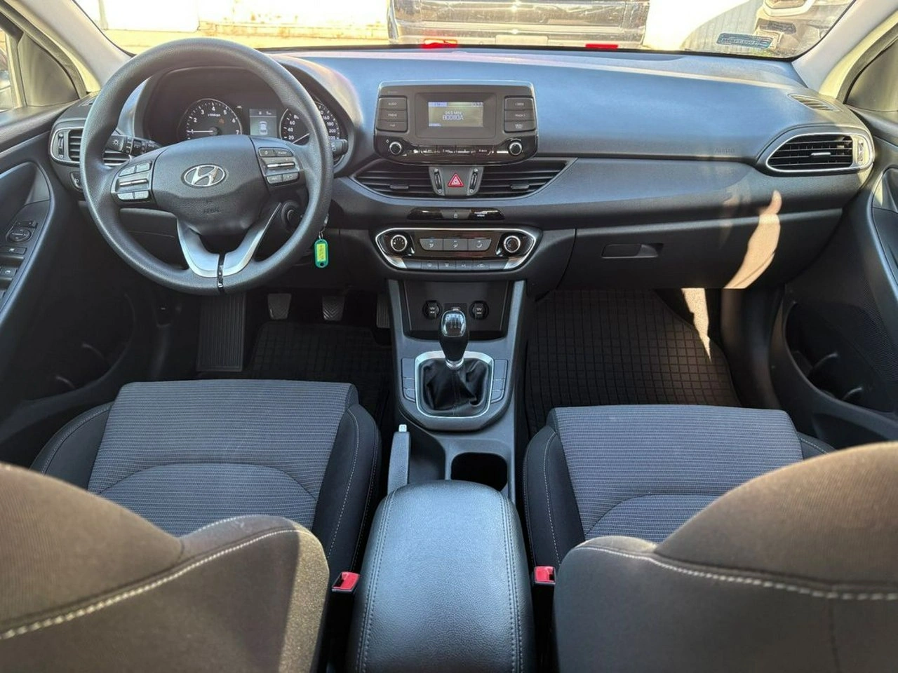 Hyundai i30 - Zdjęcie 10