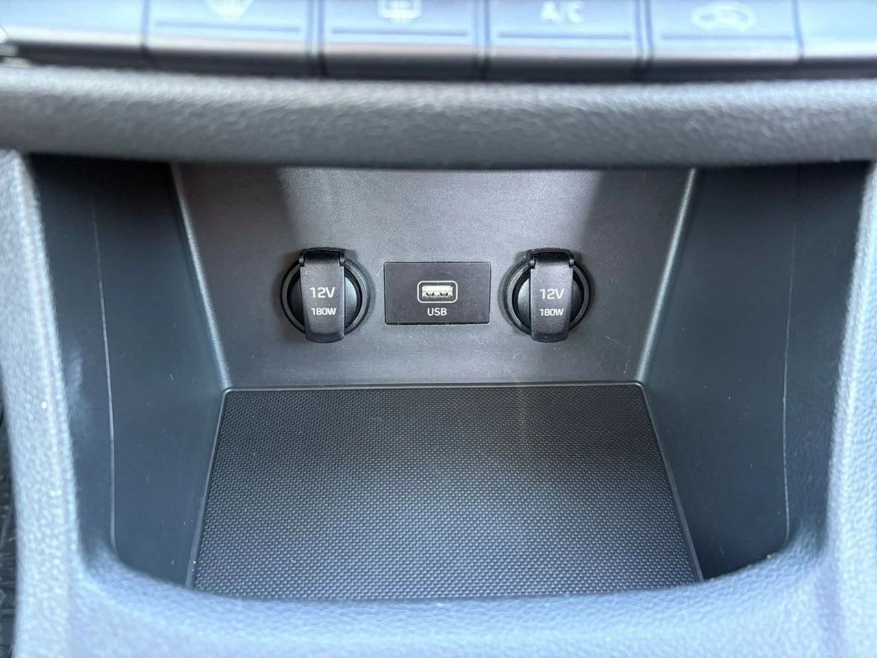 Hyundai i30 - Zdjęcie 22