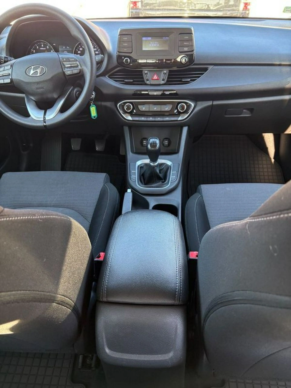 Hyundai i30 - Zdjęcie 25