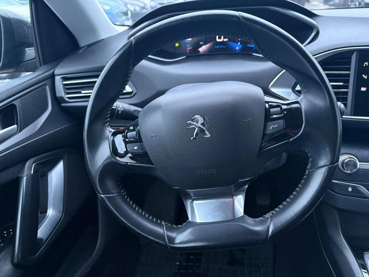 Peugeot 308 - Zdjęcie 13