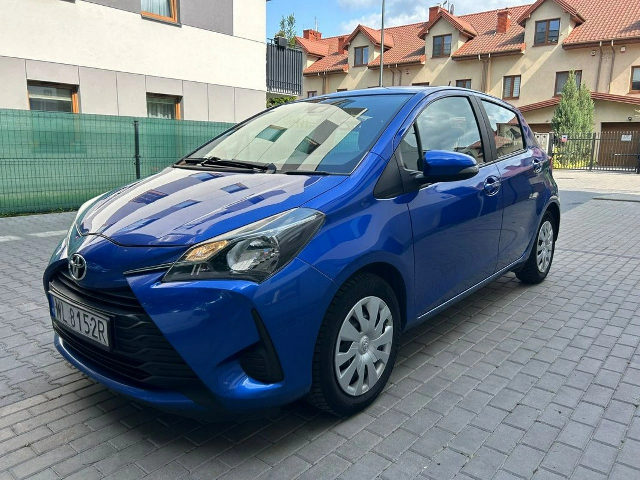 Toyota Yaris - Zdjęcie 2