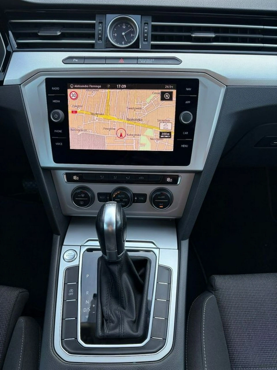 Volkswagen Passat Variant - Zdjęcie 21