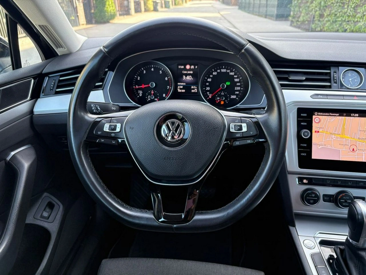 Volkswagen Passat Variant - Zdjęcie 24