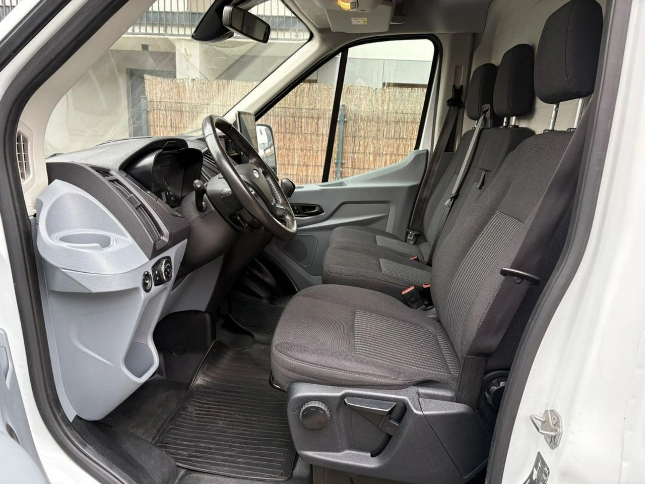 Ford Transit - Zdjęcie 12