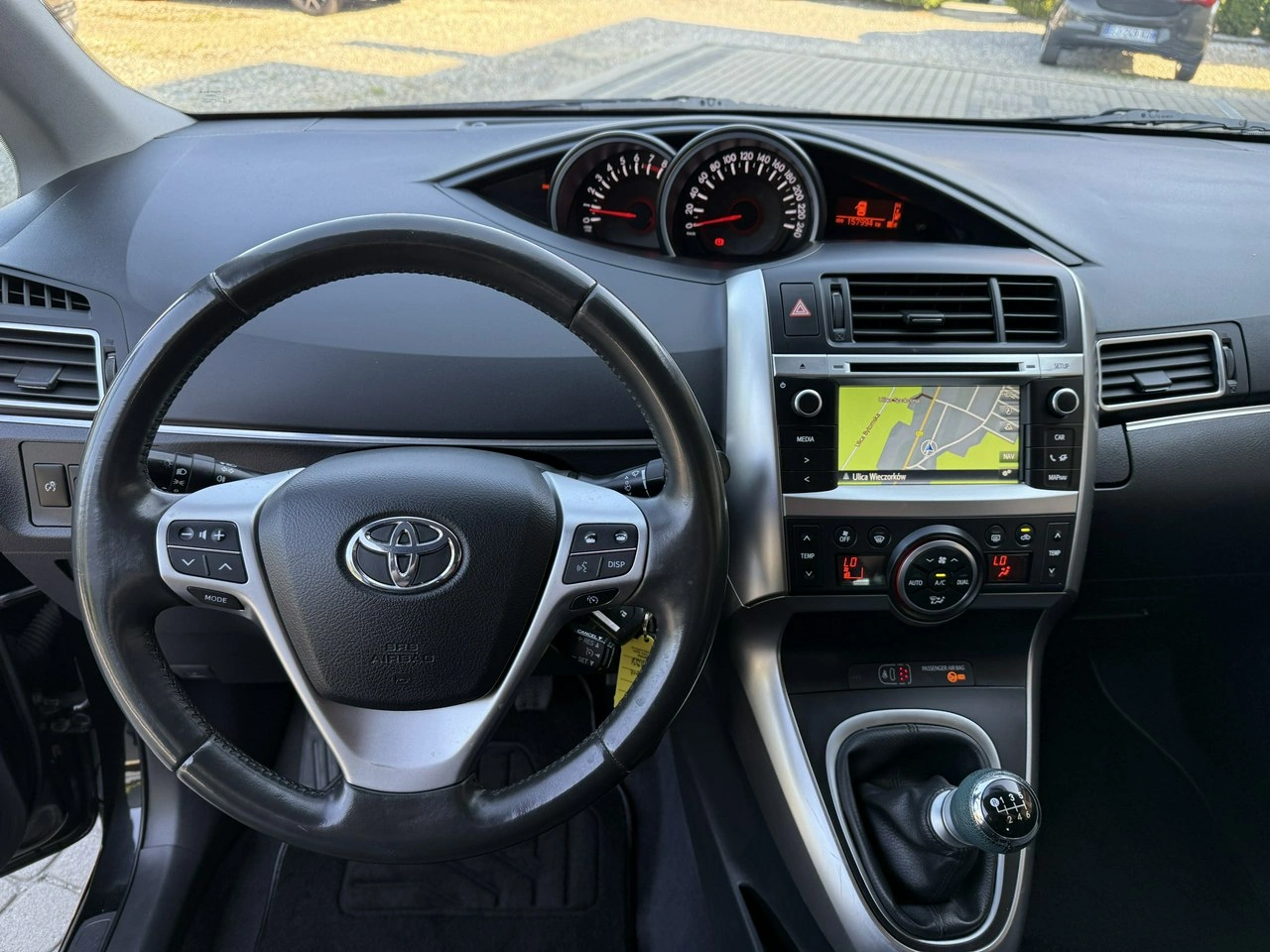 Toyota Verso - Zdjęcie 14