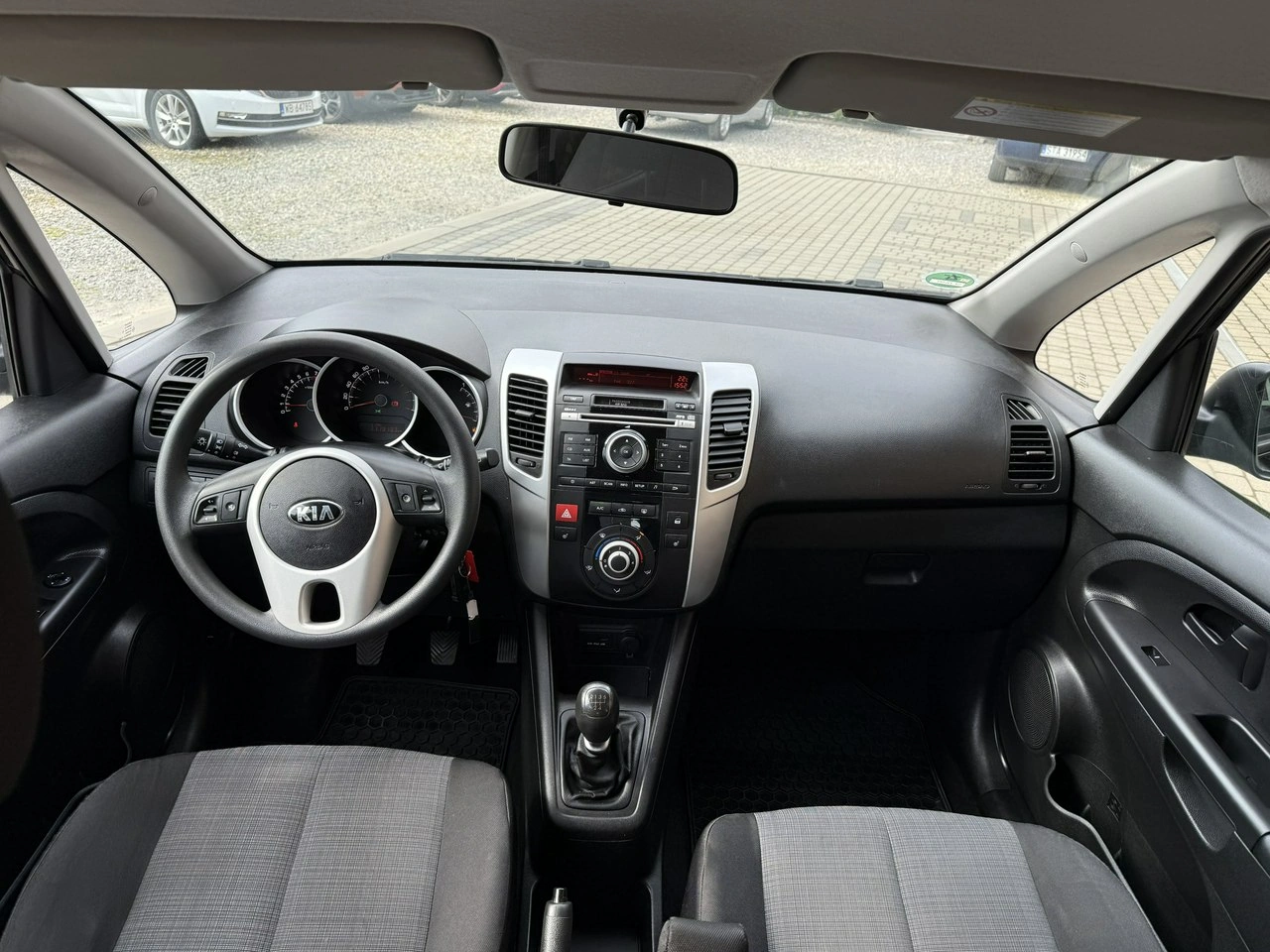 Kia Venga - Zdjęcie 15