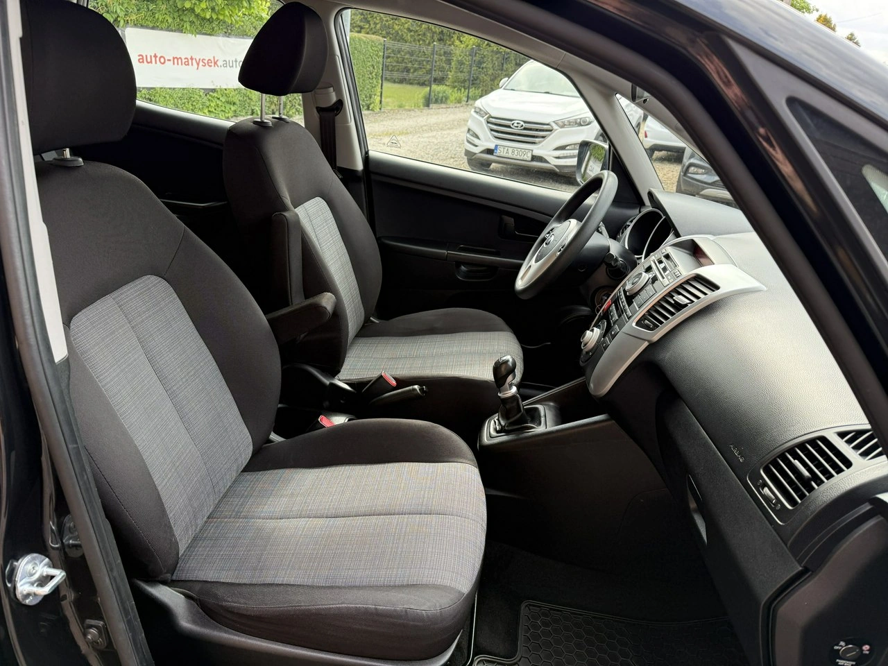 Kia Venga - Zdjęcie 21