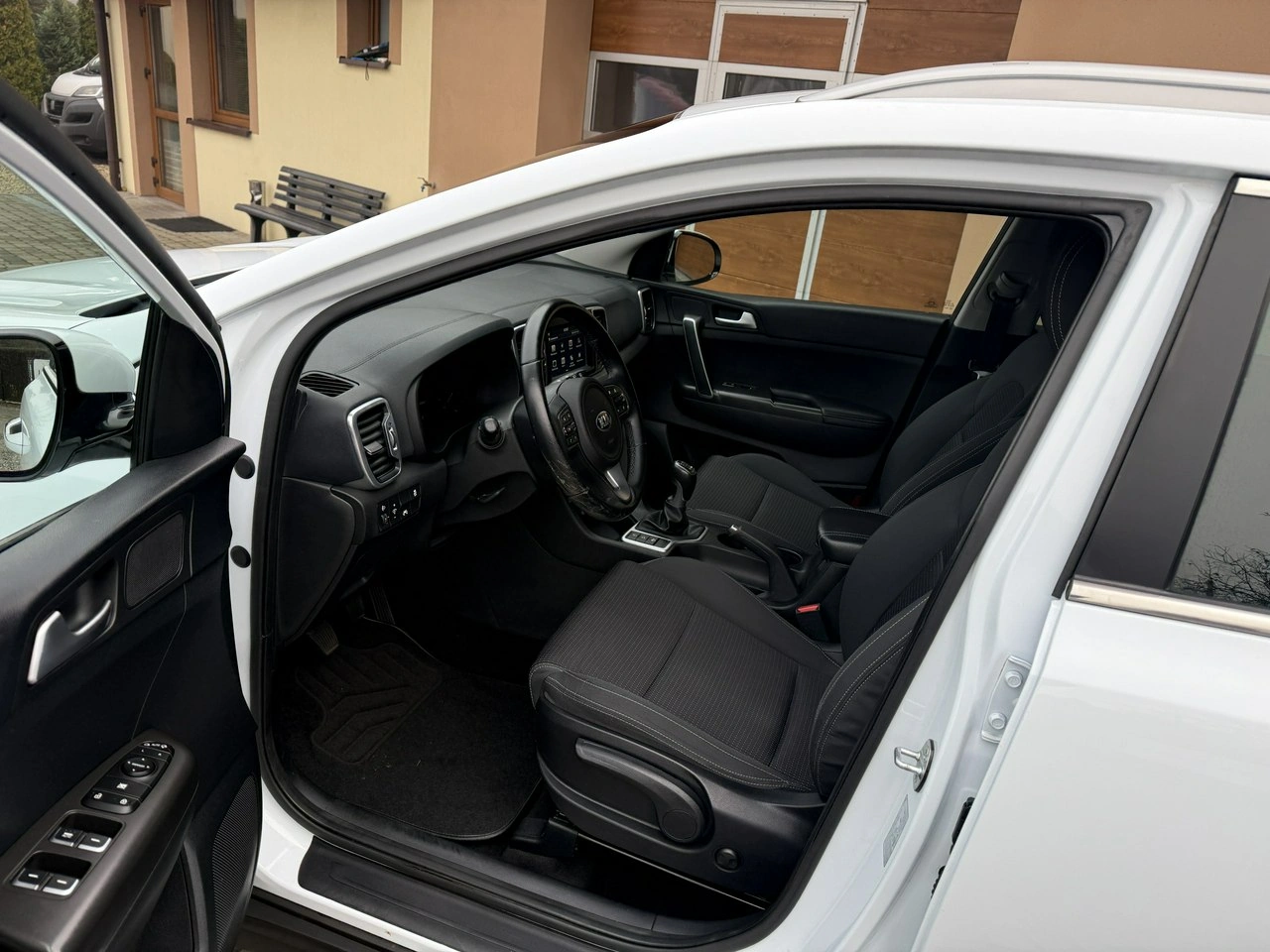 Kia Sportage - Zdjęcie 22