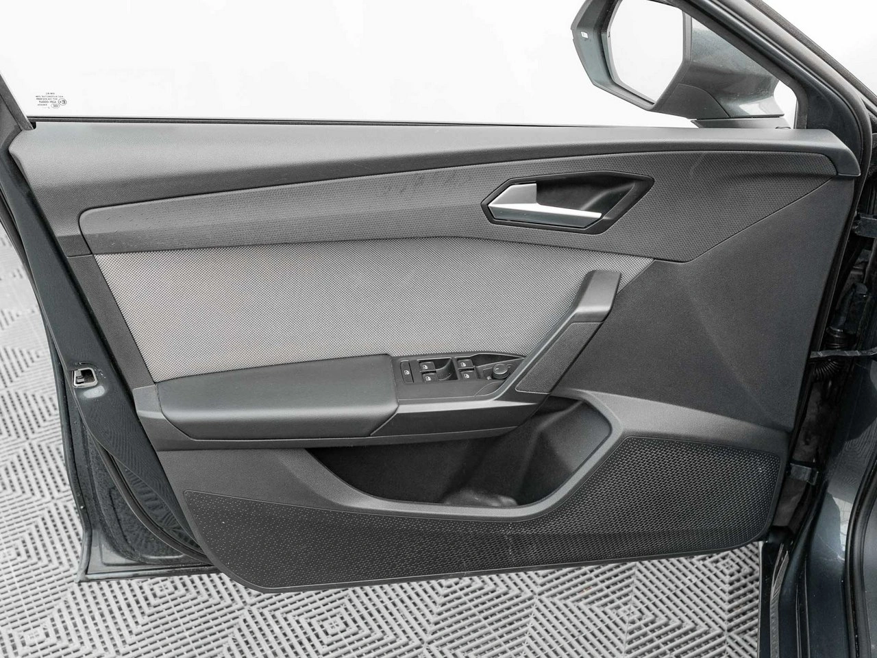 Seat Leon - Zdjęcie 10