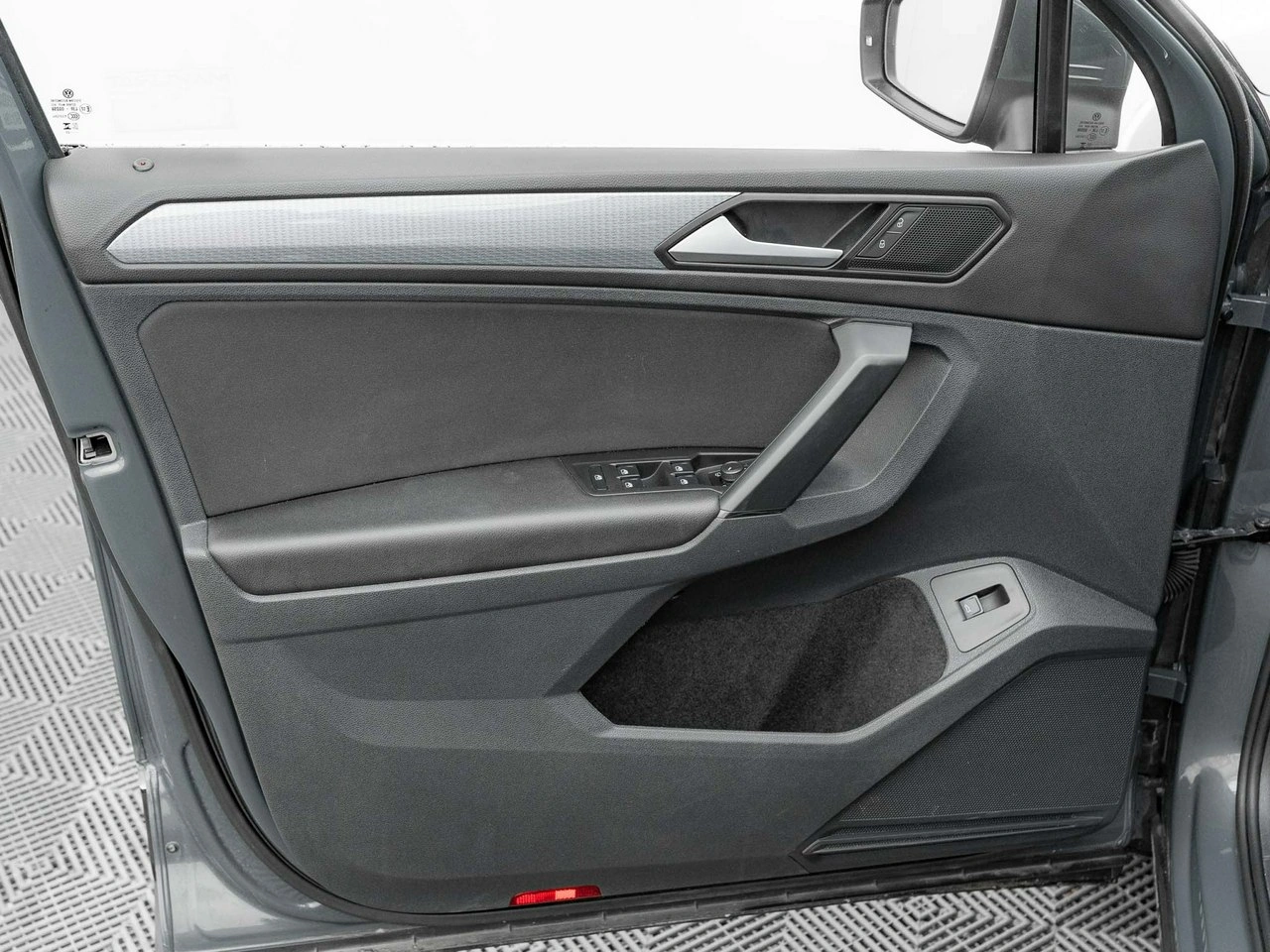 Volkswagen Tiguan - Zdjęcie 10