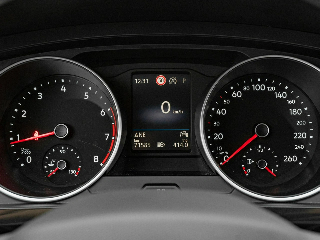 Volkswagen Tiguan - Zdjęcie 13