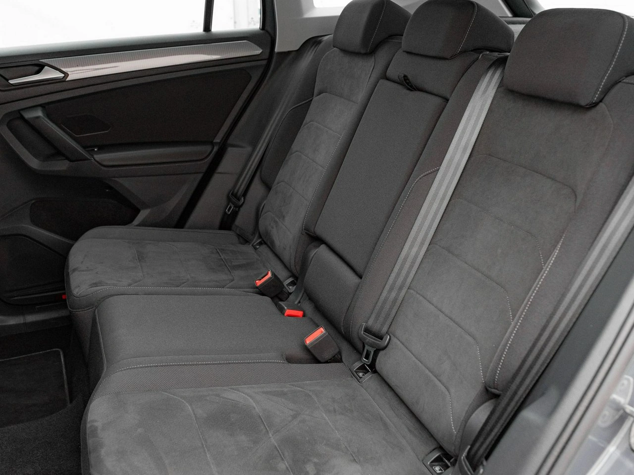 Volkswagen Tiguan - Zdjęcie 29